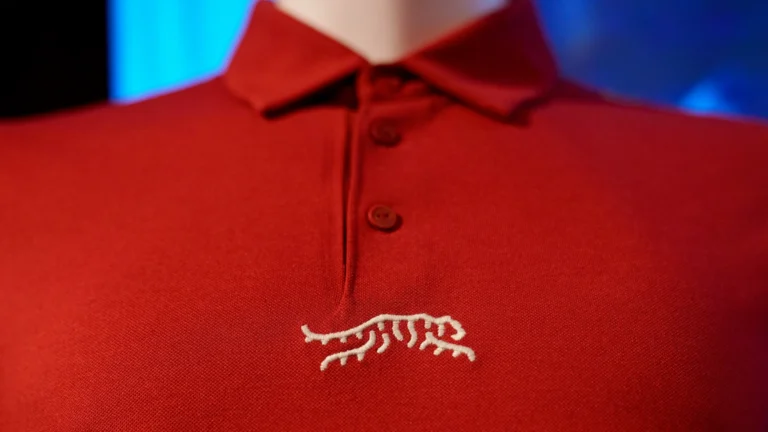 Sun Day Red